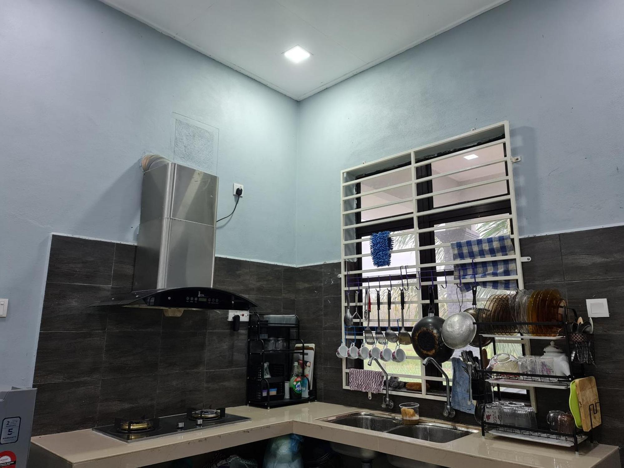 Teratak Che Esah Guest House Free Wifi Netflix Pasir Mas ภายนอก รูปภาพ